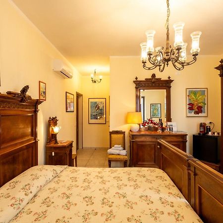 Villa Borgo Santuletta à Santa Giuletta Extérieur photo